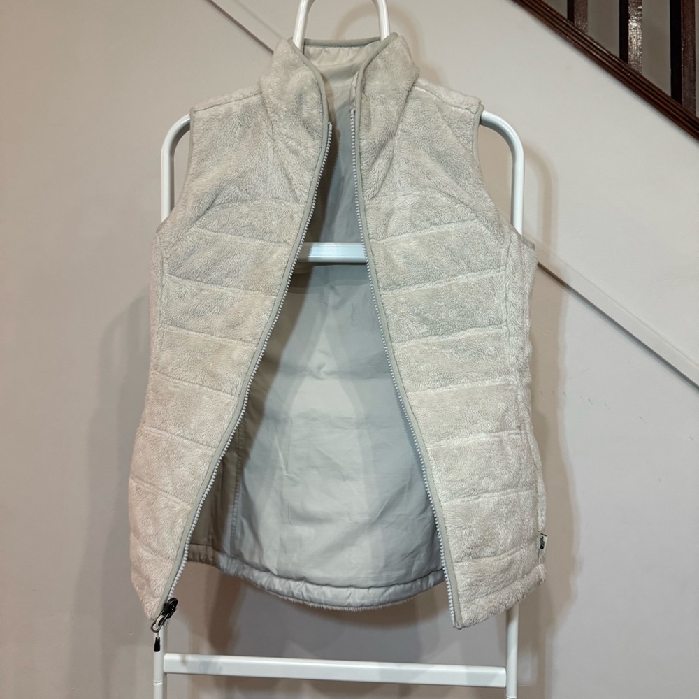 The North Face Reversible Sherpa Vest